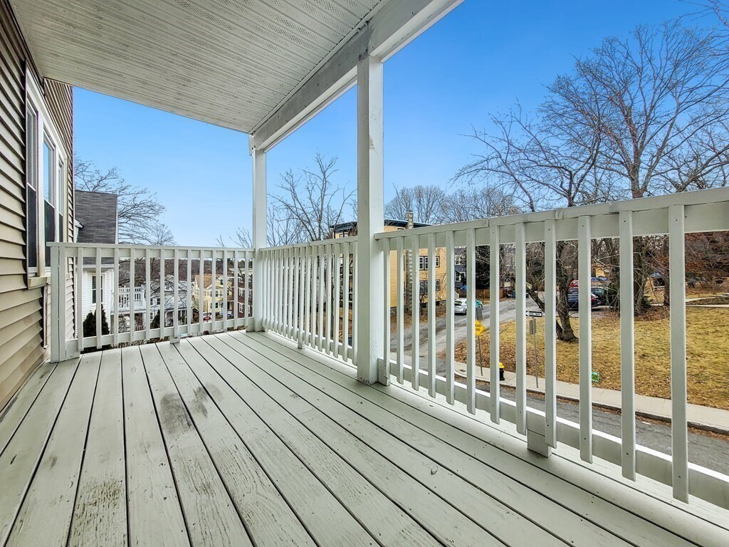 Building Photo - 17 Wachusett St