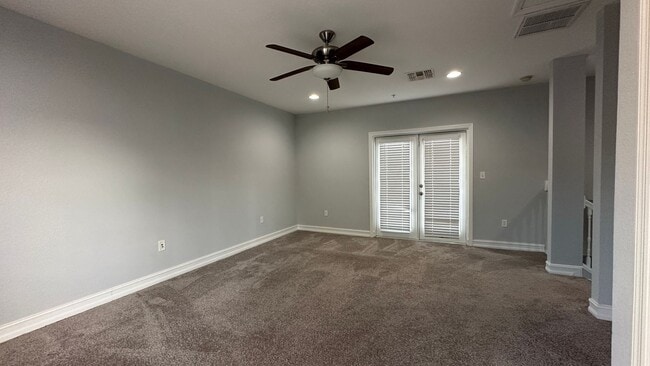 Building Photo - 3720 Messina Dr