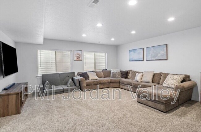 Building Photo - 4887 W White Pearl Ct