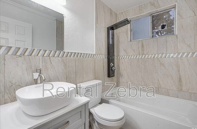 Building Photo - 343 Arlen Dr