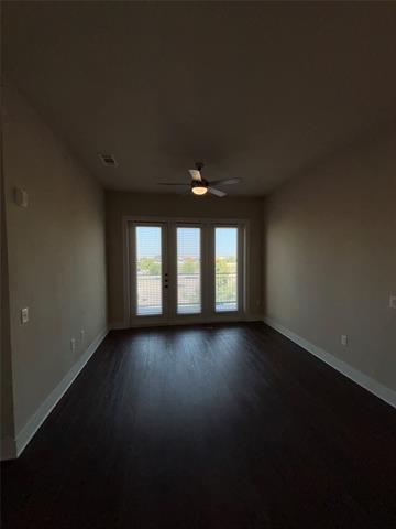 Building Photo - 111 Town Pl