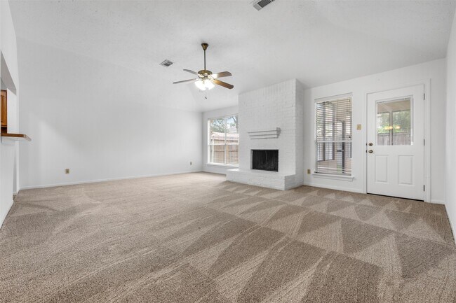 Building Photo - 25802 Chapel Ridge Ln