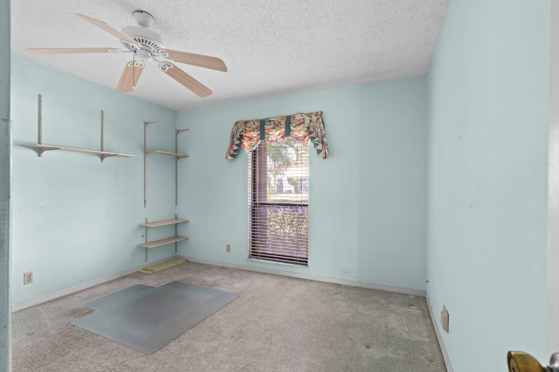 Building Photo - 3919 NW 72nd Dr