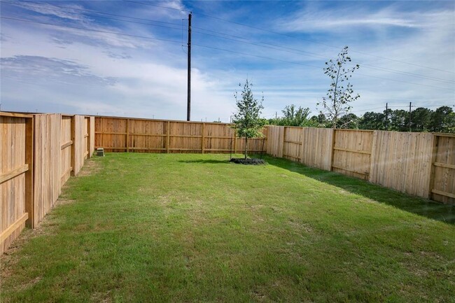 Building Photo - 4022 Balboa Dr