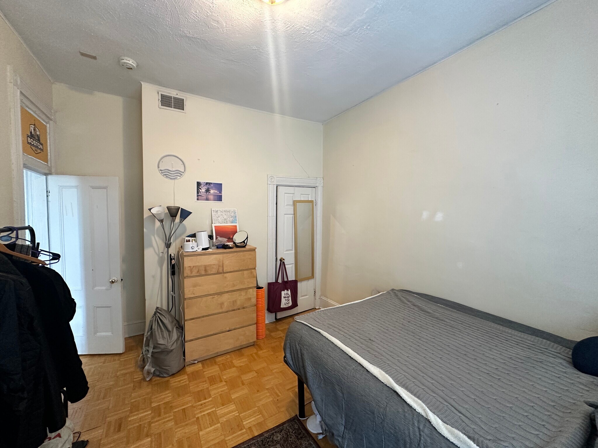 Building Photo - 1451 Tremont St