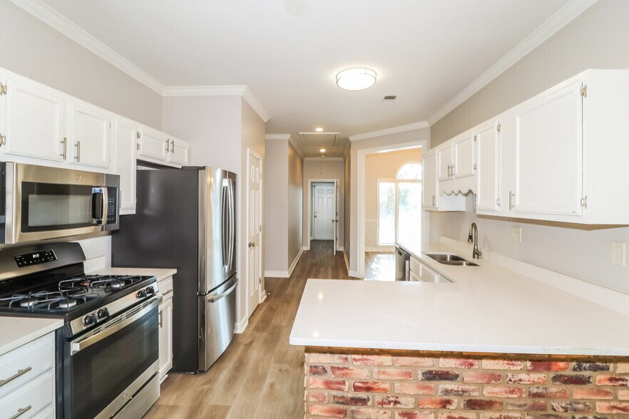 Building Photo - 8964 Minda Path Cove