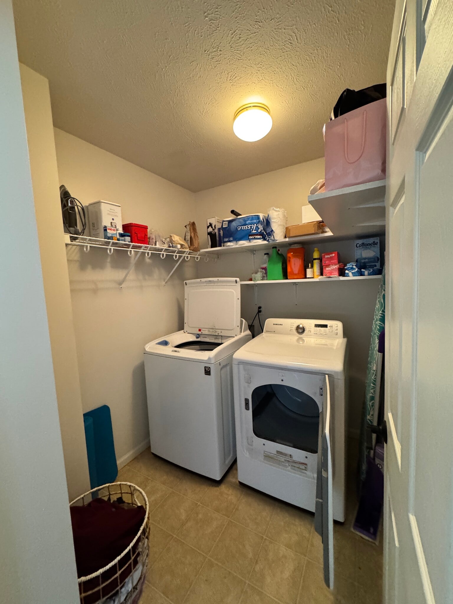 Building Photo - 18025 Lisbon Dr