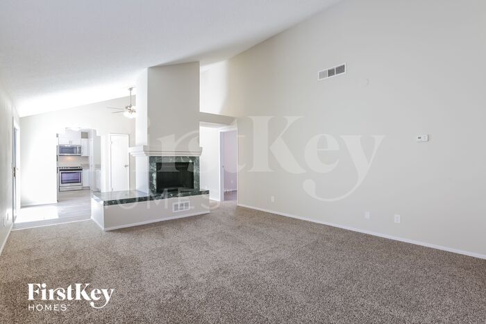 Building Photo - 4161 N Overbrook Dr