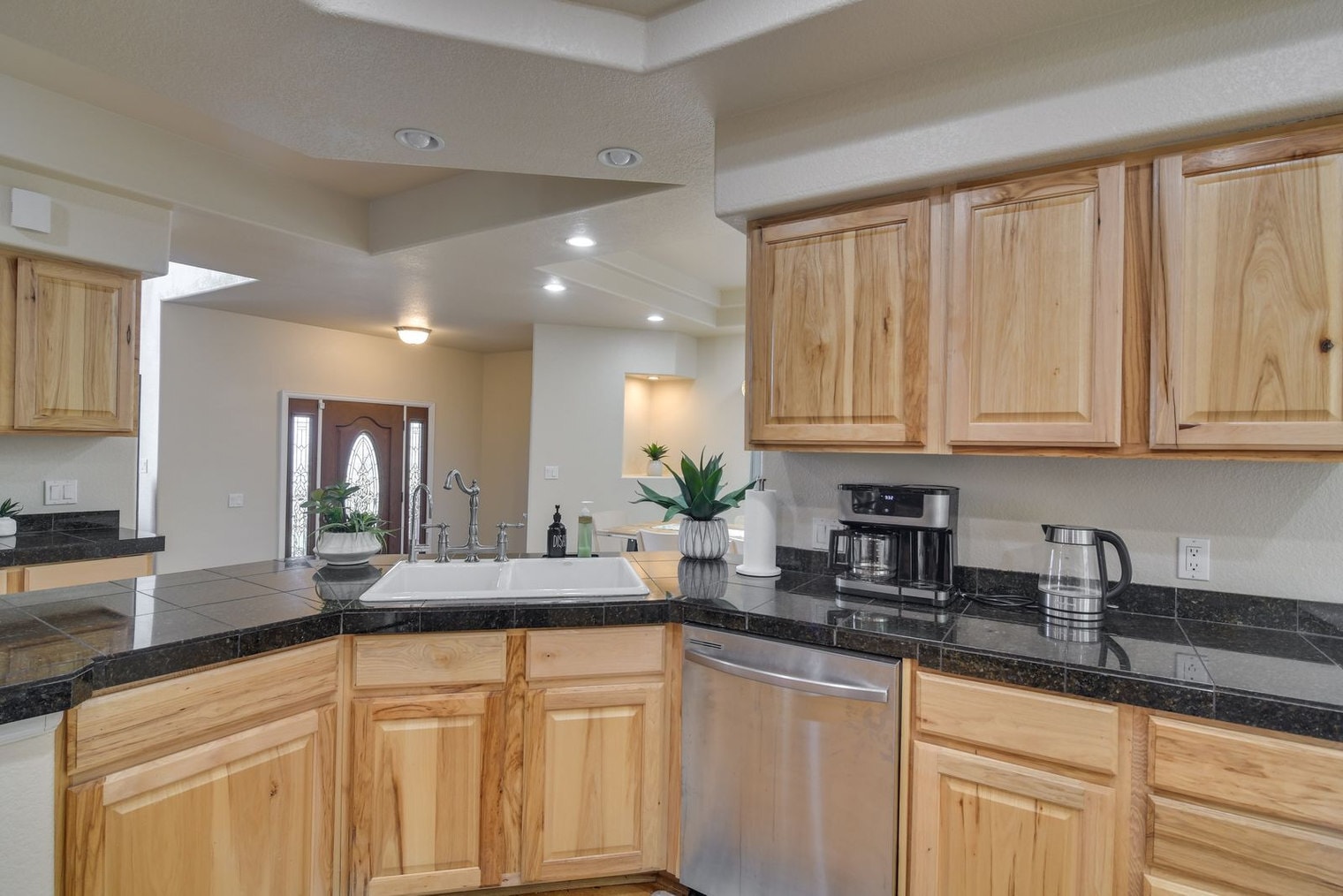 Building Photo - 11770 Leavenworth Dr