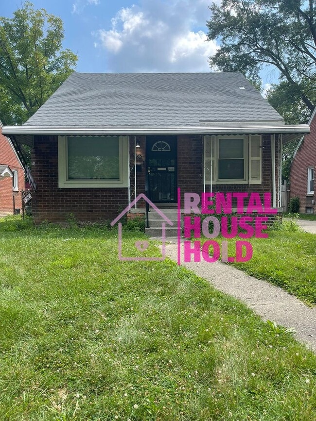 Building Photo - ~ 3 BEDROOM 1.5 BATH~ FREE PRE-SCREEN