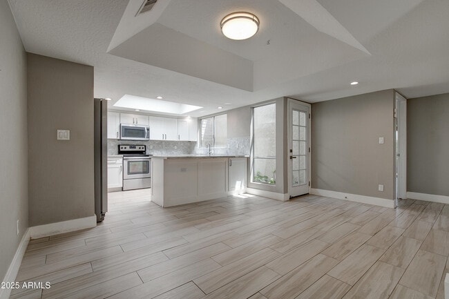 Building Photo - 5321 N 79th Way