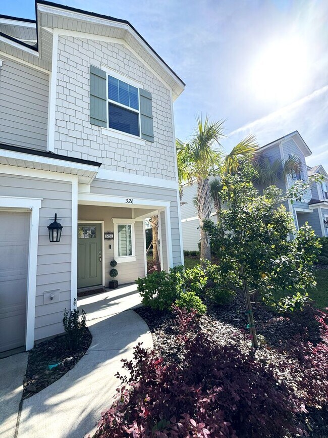 Building Photo - 3 BR/  2.5 BA  Townhome - ANNIES WALK
