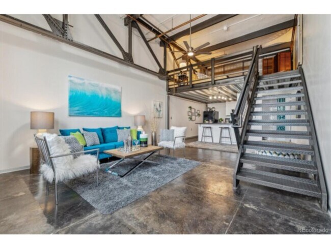 Building Photo - 1111 Osage St