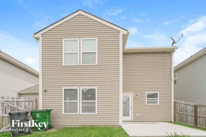 Building Photo - 10811 Derryrush Ave