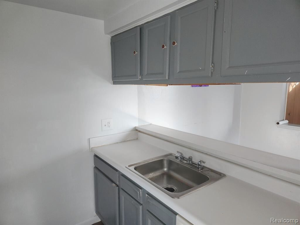 Building Photo - 8904 Shawn Dr