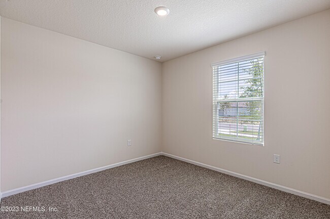 Building Photo - 2058 Garrison Wy