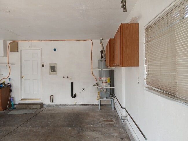 Building Photo - 400 Mokelumne Dr