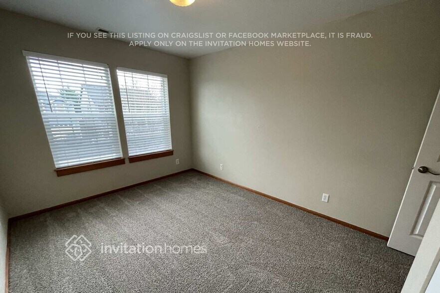 Building Photo - 13824 172nd Pl E