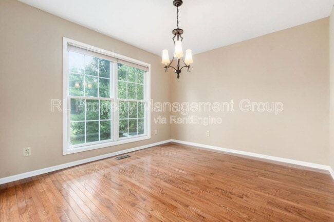 Building Photo - 484 Serenity Dr