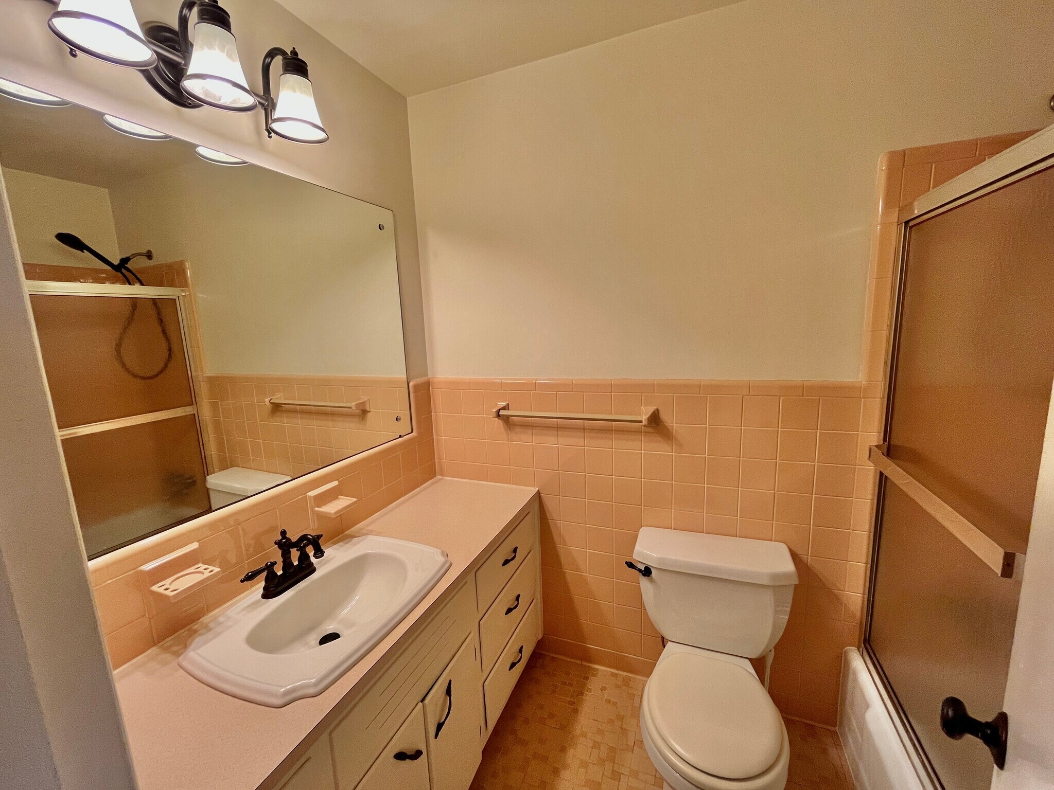 Building Photo - 7113 Rockcliff Ct