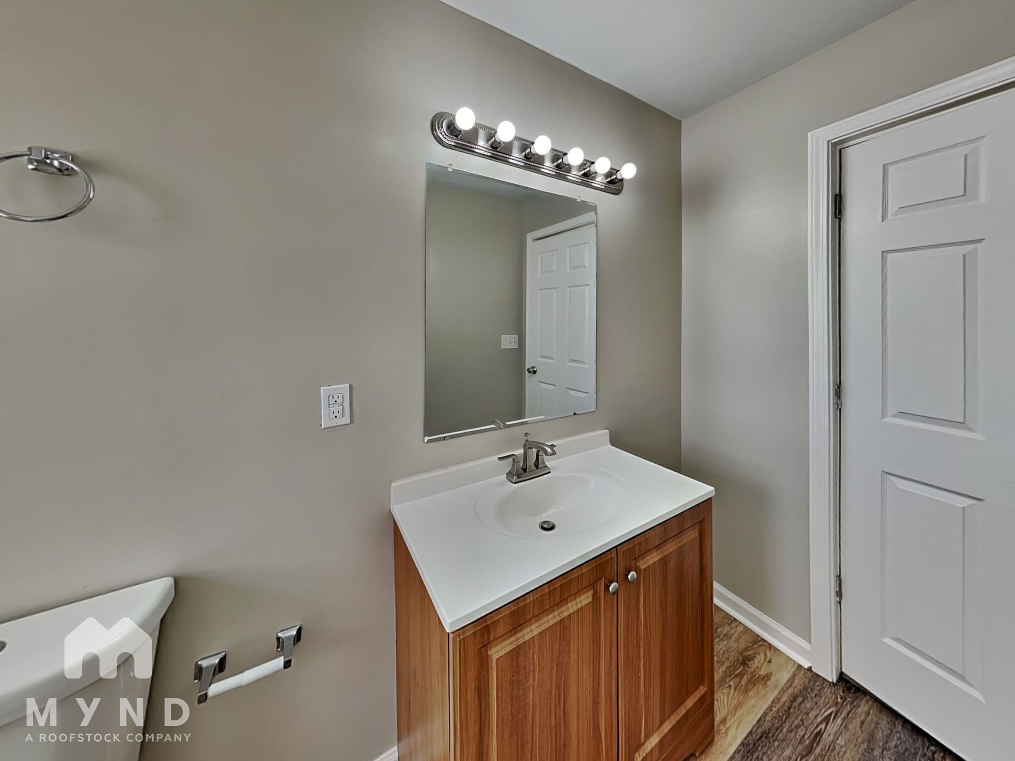 Building Photo - 3400 1st Ave