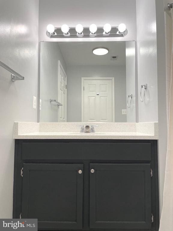 Building Photo - 1100 Quaker Hill Dr