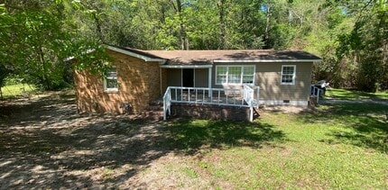Building Photo - **AVAILABLE NOW**Nice East Columbus, GA 3 Bedroom / 1 Bathroom Home for Rent***