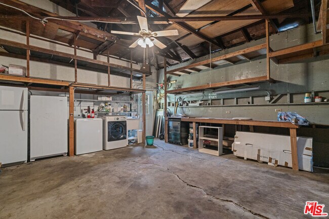 Building Photo - 4352 Globe Ave