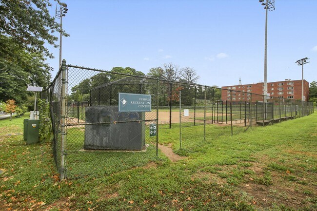 Building Photo - 4514 15th St NW