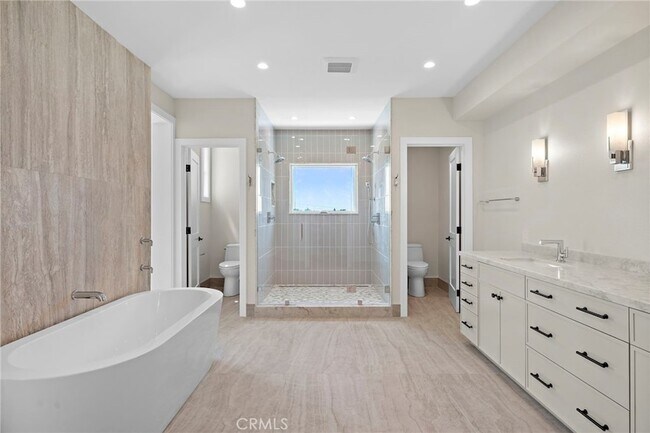 Building Photo - 22661 Sweet Meadow