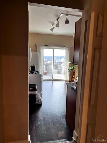 Building Photo - 67 Mulberry St