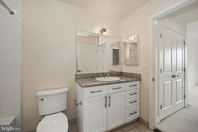 Building Photo - 4101 Albemarle St NW