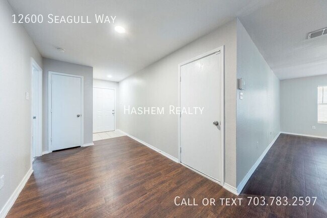 Building Photo - 12600 Seagull Way