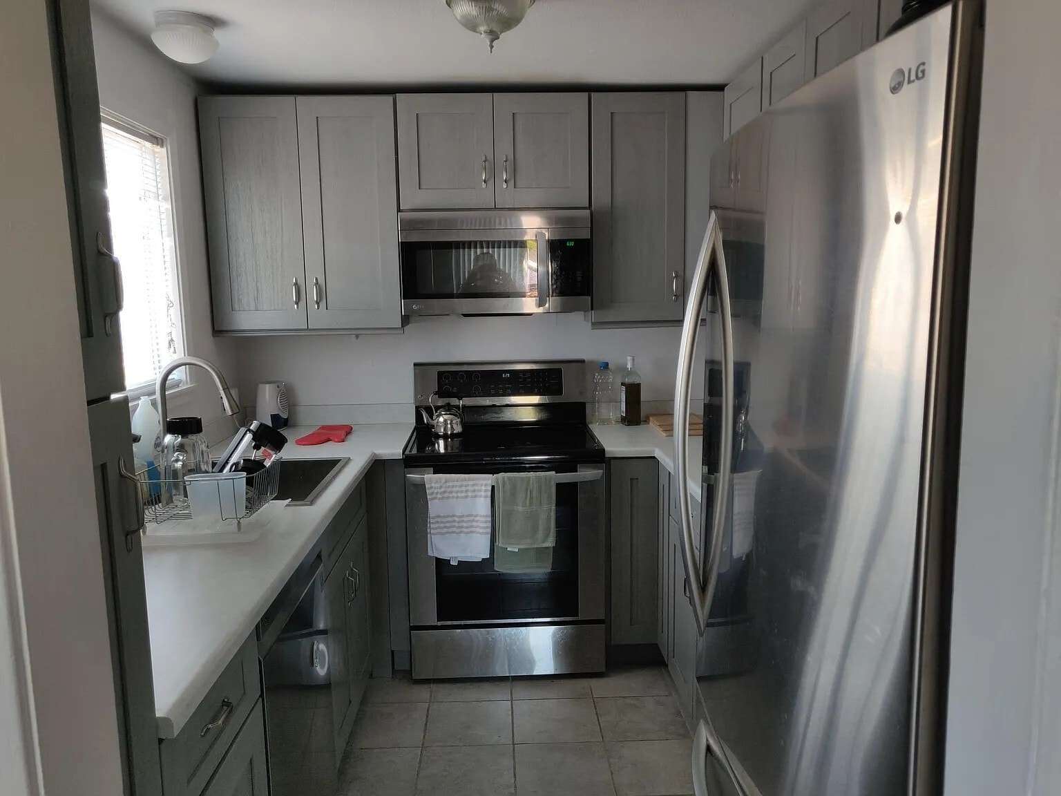 Galley kitchen with lots of storage - 4159 38th Ave S