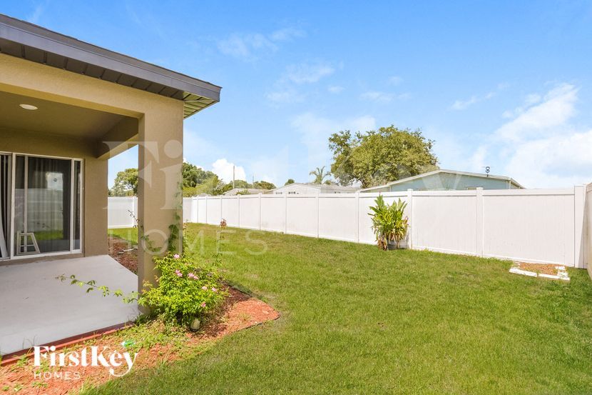 Building Photo - 437 Kensington View Dr