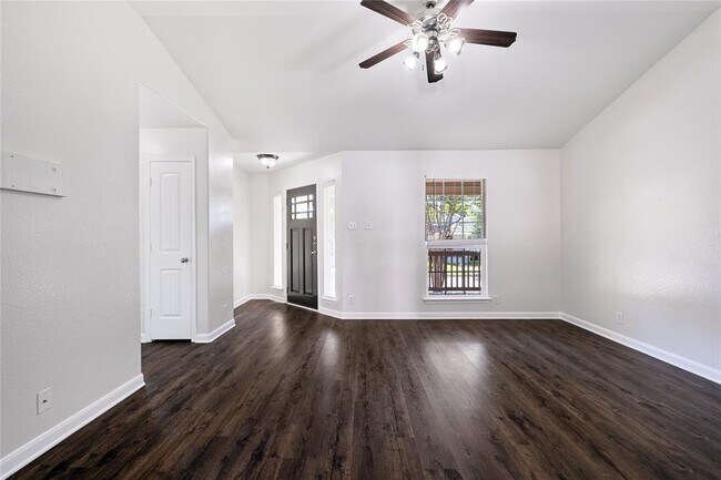 Building Photo - 760 Gabriel Mills Dr
