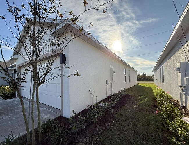 Building Photo - 3954 Sagefield Dr