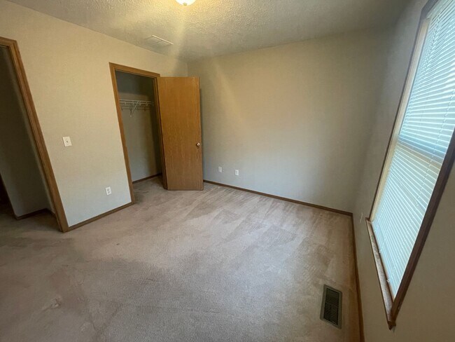 Building Photo - The Rivers- Ozark