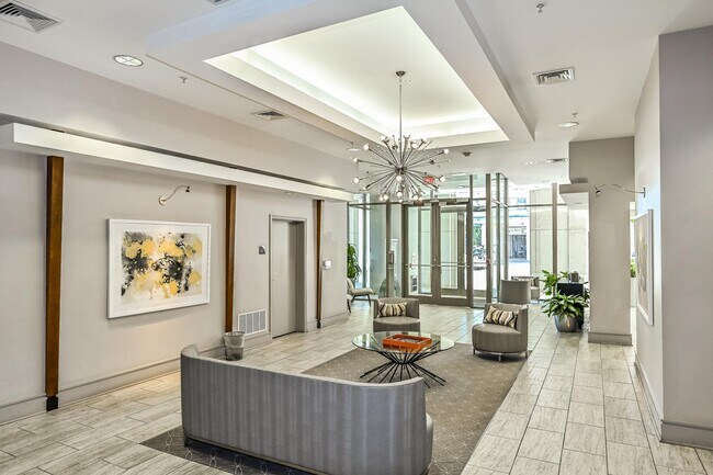 Building Photo - 3600 S Glebe Rd