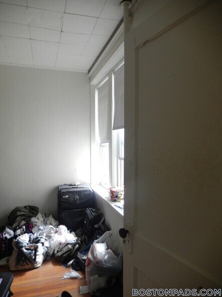 Building Photo - 1179 Boylston St