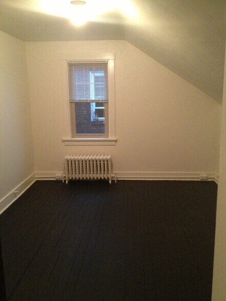 Building Photo - 5905 Stanton Ave