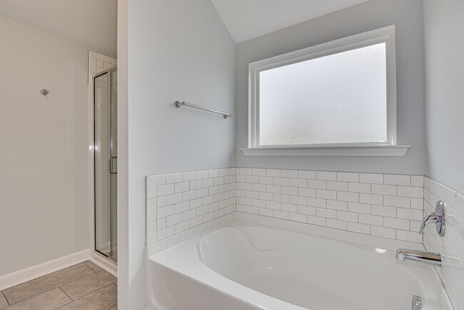 Building Photo - 926 Holbrook Dr