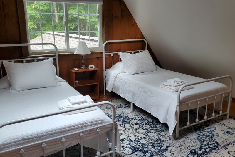 Building Photo - 2 Knight Ln