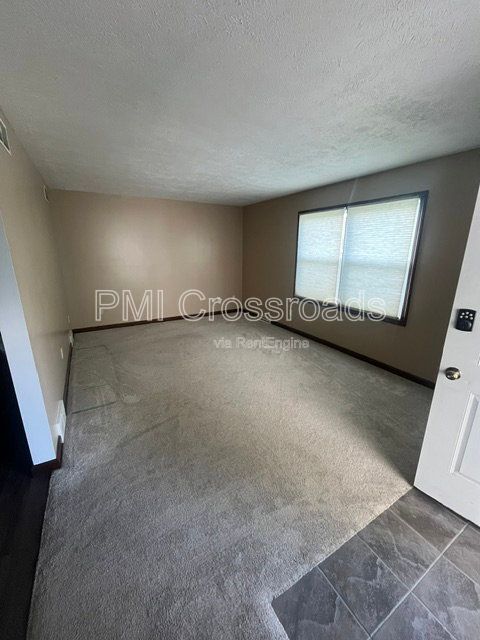 Building Photo - 6752 Bristlewood Dr