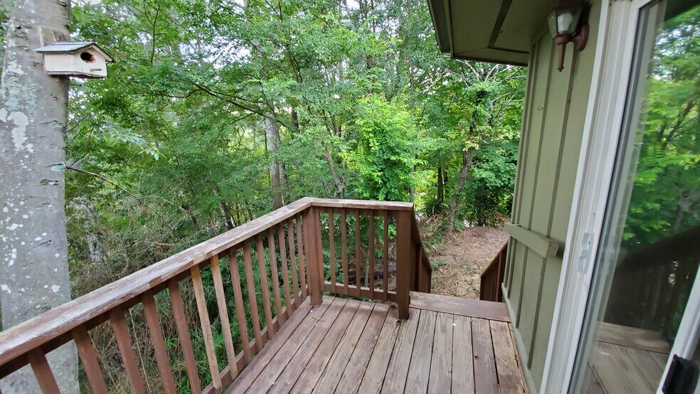 Building Photo - 735 Germantown Cir