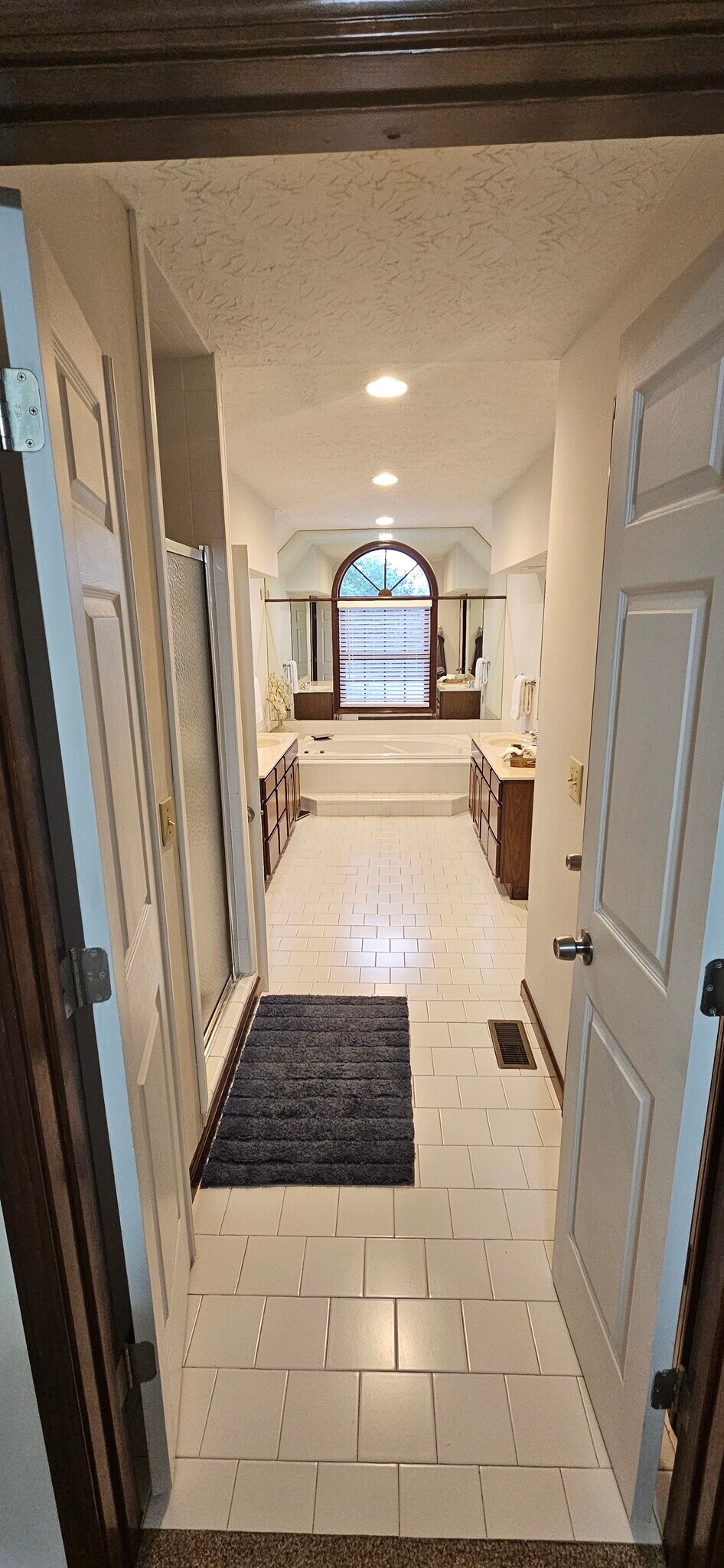 Building Photo - 1740 Magnolia Ct