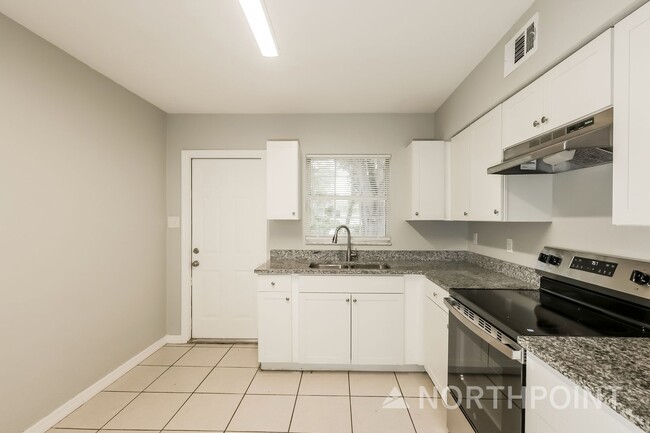 Building Photo - 3 BR/1BA | Newly Renovated Single Family Home | 1-Car Covered Parking | Gated backyard