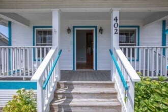 Building Photo - Move-In Now and Enjoy Summertime in Coupev...