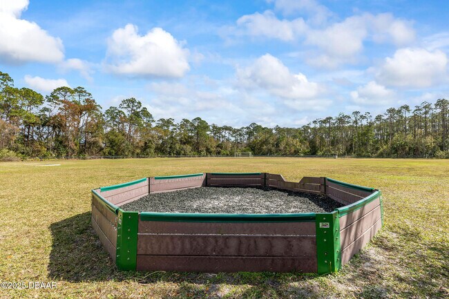 Building Photo - 16 Forest View Way