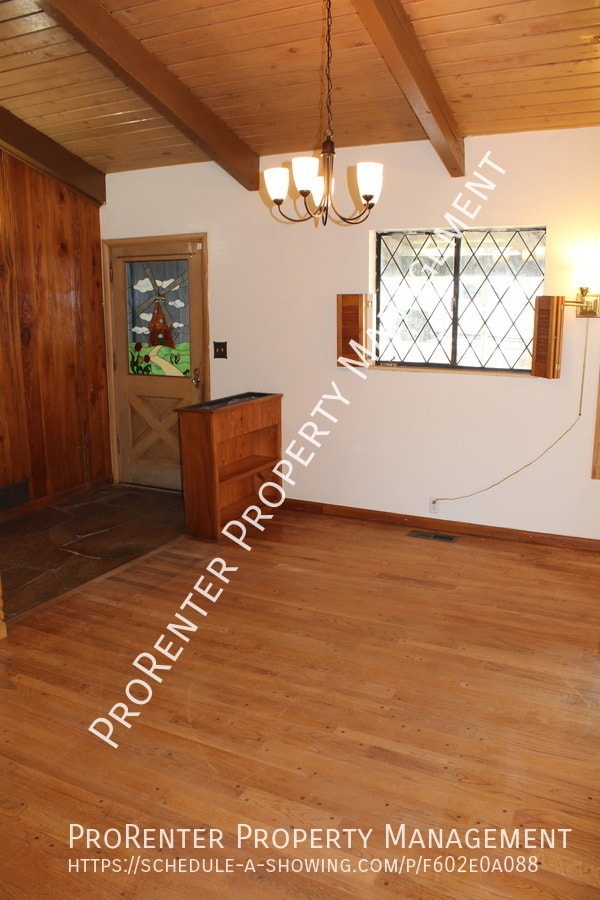 Building Photo - 415 N 400 E